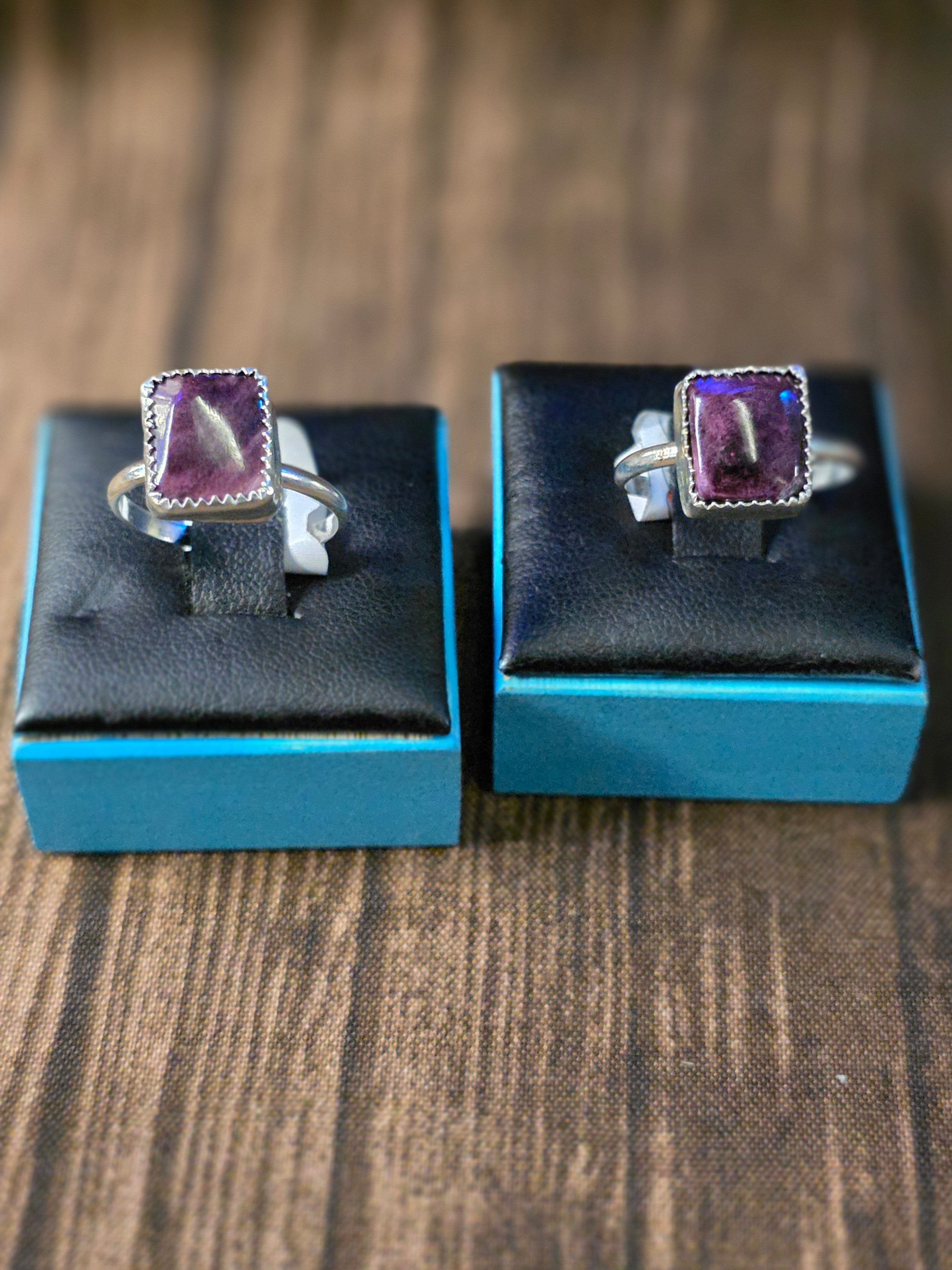 SMALL PURPLE SPINY OYSTER RINGS