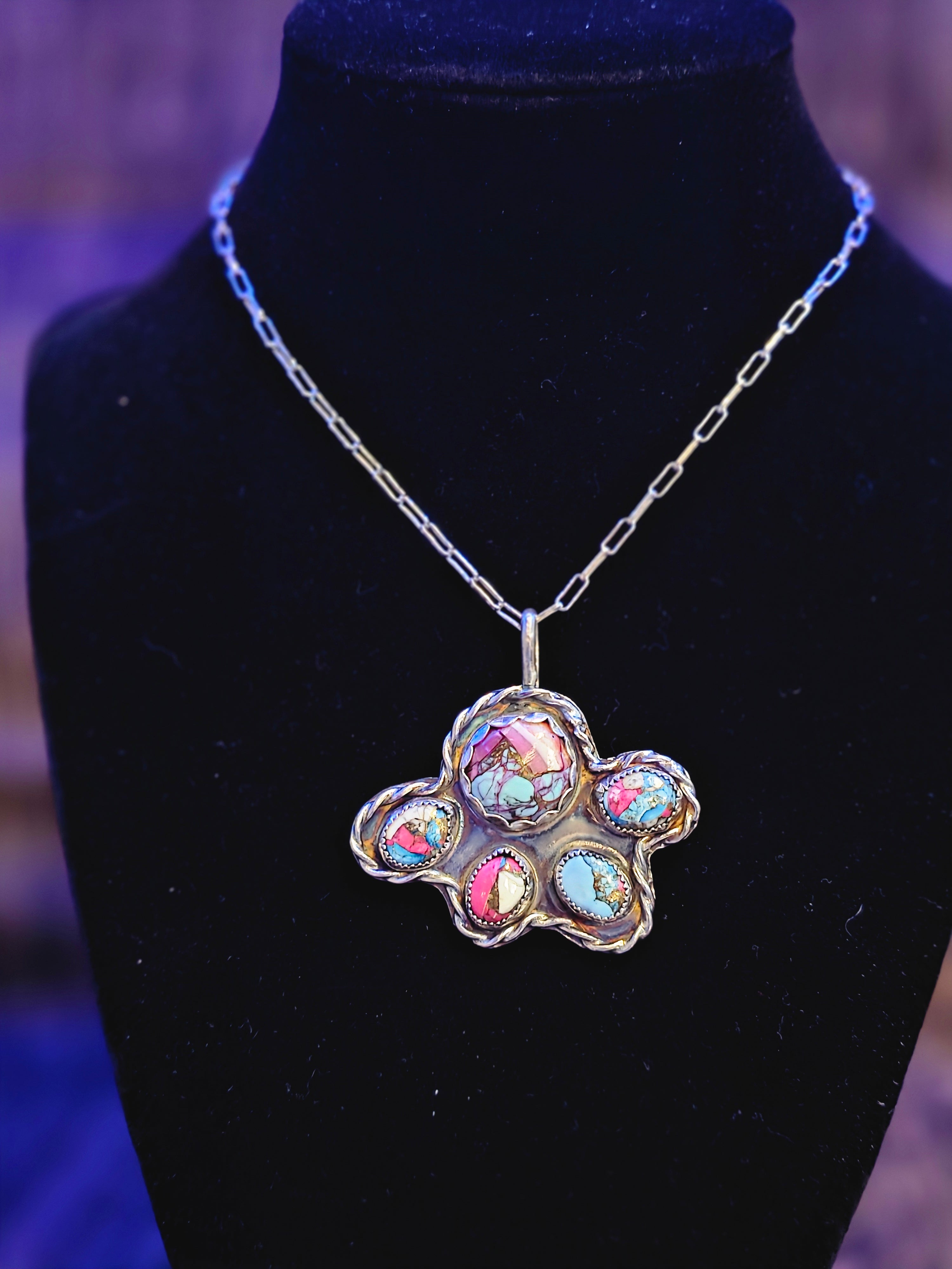 COTTON CANDY PAW NECKLACE