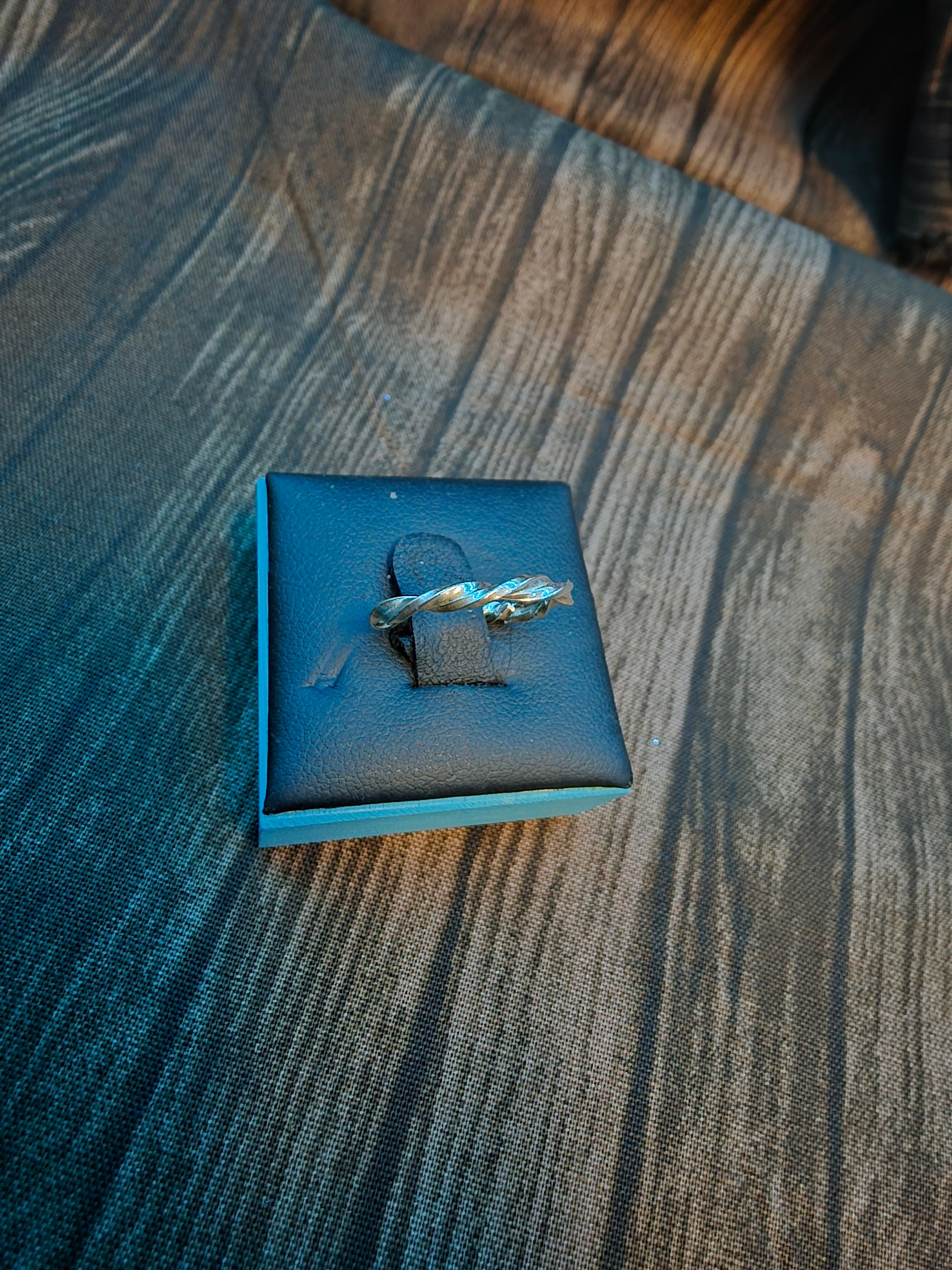 .925 SILVER SQUARE TWIST STACKER RINGS