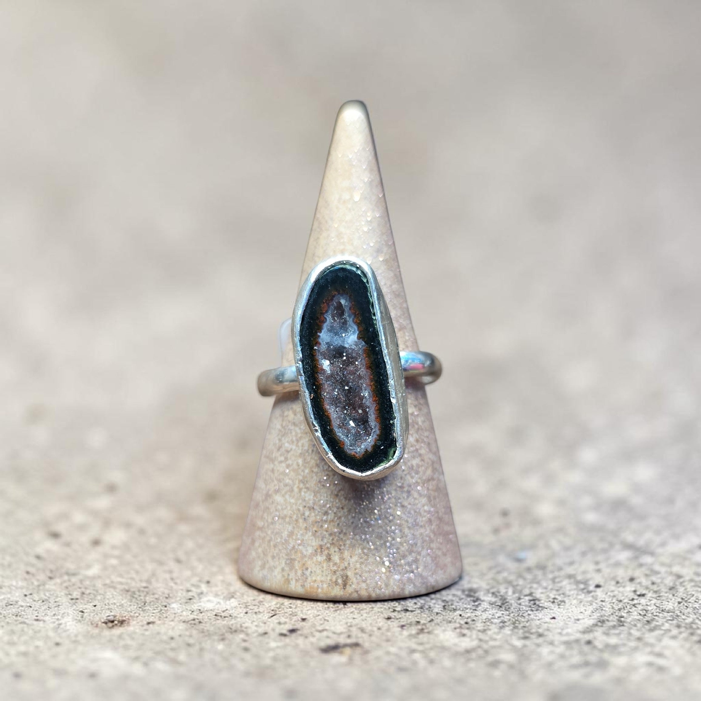 GEO STONE RING SIZE 7