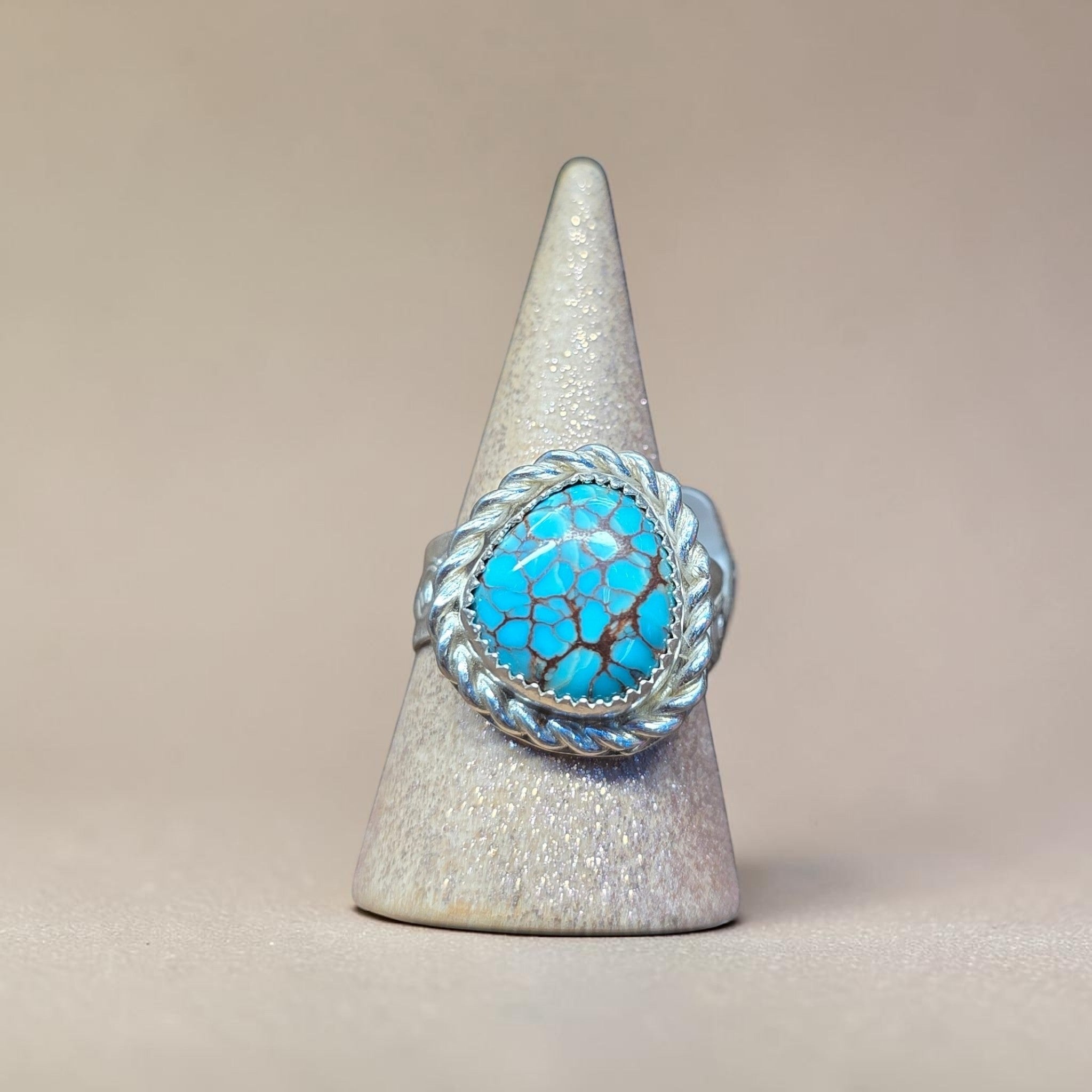 INDIAN MOUNTAIN TURQUOISE SIZE 9